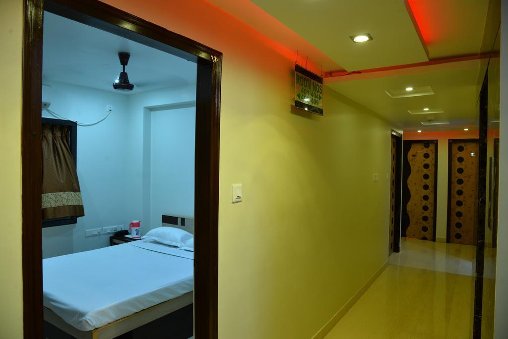 Reliable Inn コルカタ 部屋 写真